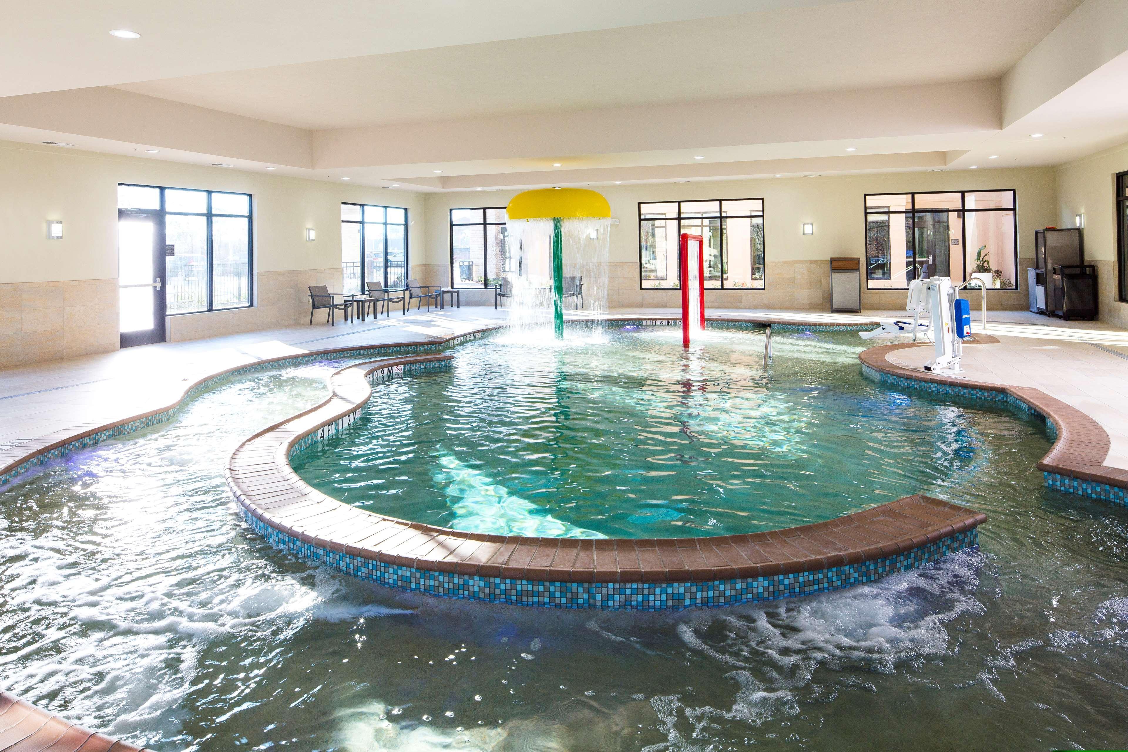 Longview Hilton Garden Inn Buitenkant foto